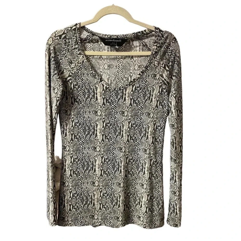NORMA KAMALI MOBWIFE ANIMAL PRINT BLOUSE